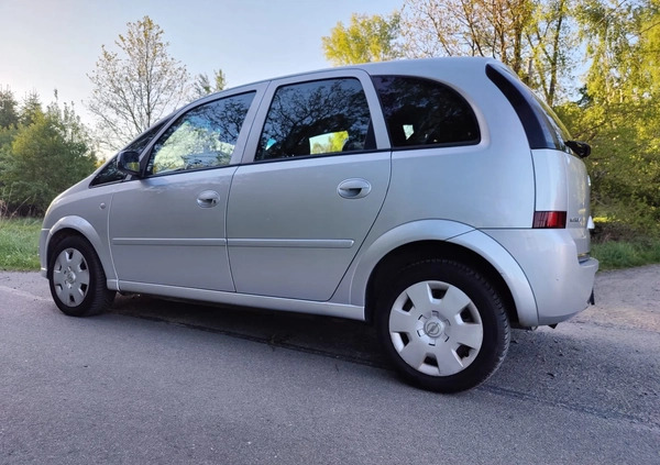 Opel Meriva cena 12300 przebieg: 233000, rok produkcji 2007 z Góra małe 232